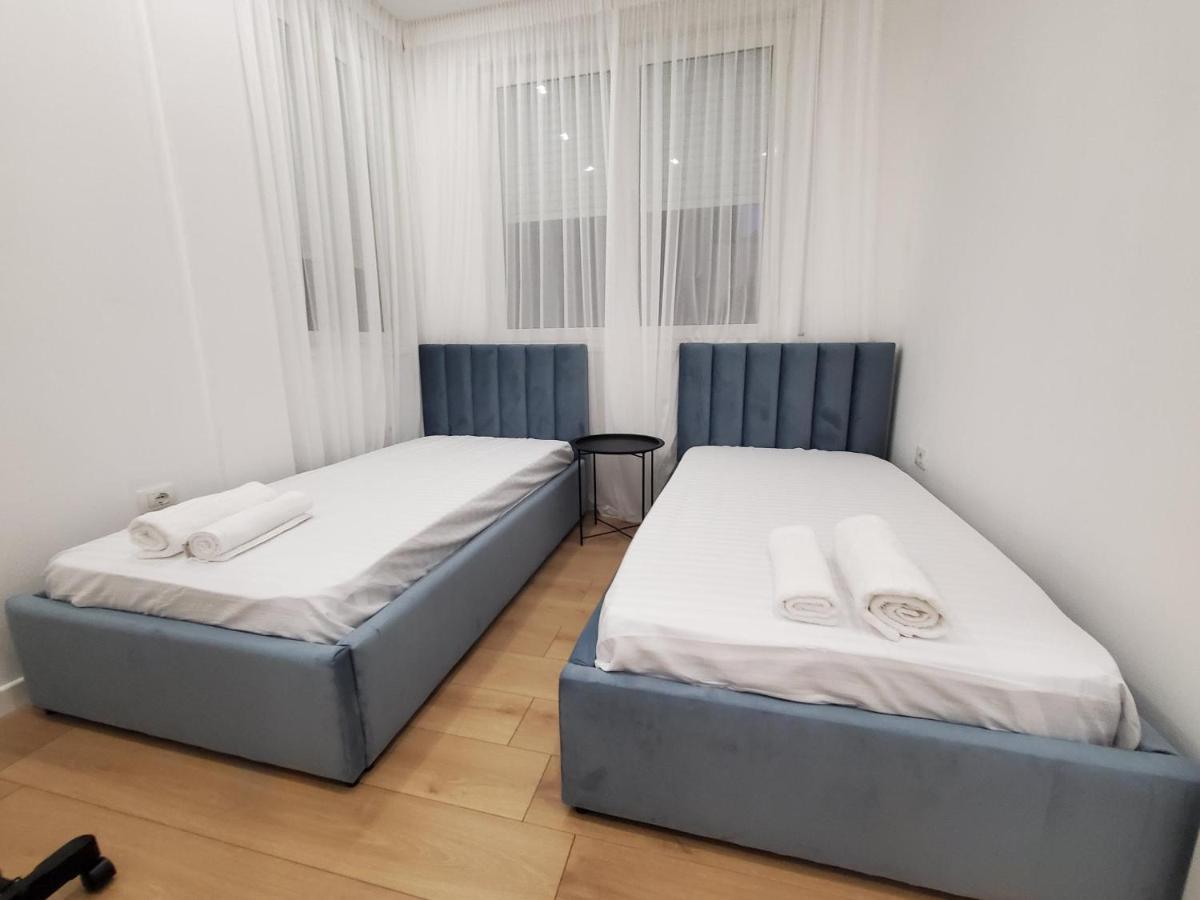 Salty Blue, 2 Bedroom Apartment, By The Apartamento