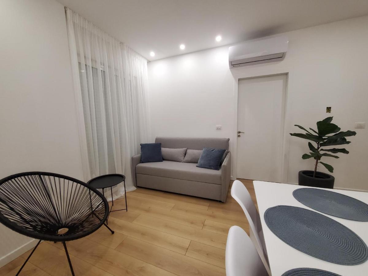 Salty Blue, 2 Bedroom Apartment, By The