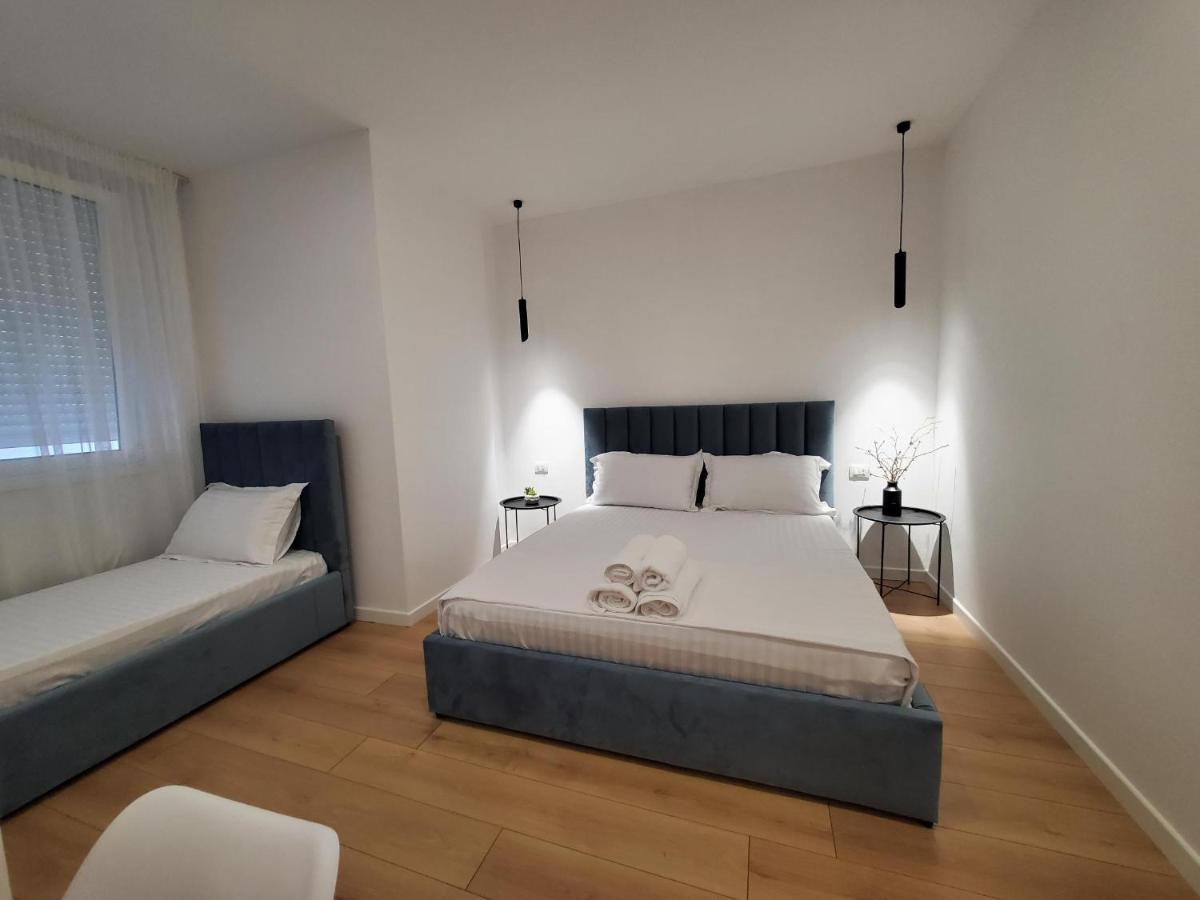 Salty Blue, 2 Bedroom Apartment, By The * Durrës